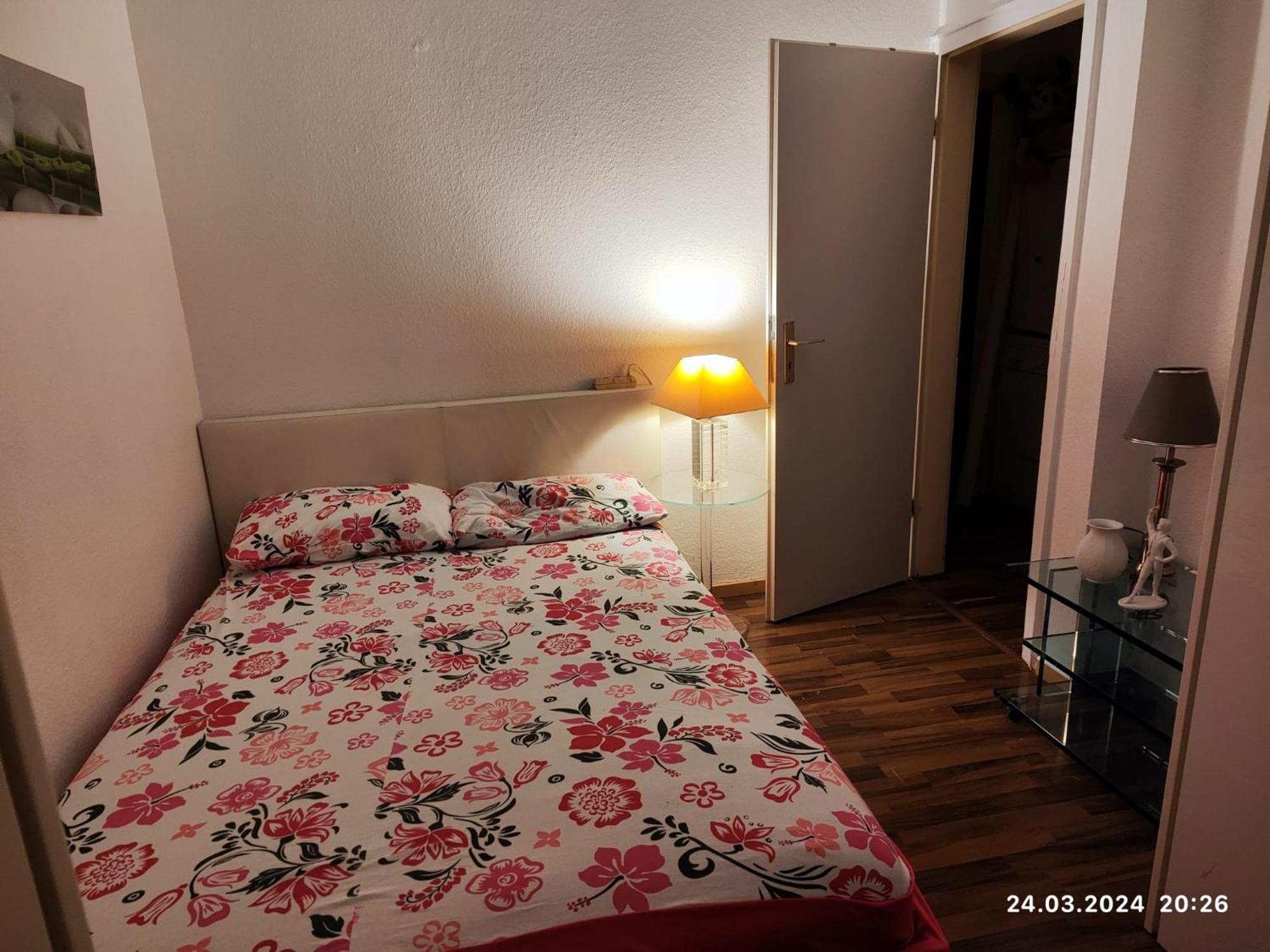 Altstadt Zimmer Dusseldorf Bagian luar foto